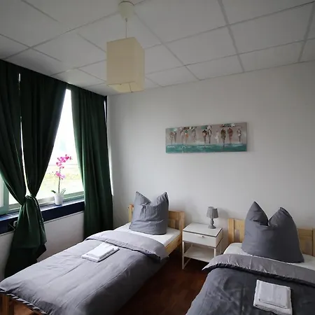 Work And Marsdorf Apartment *